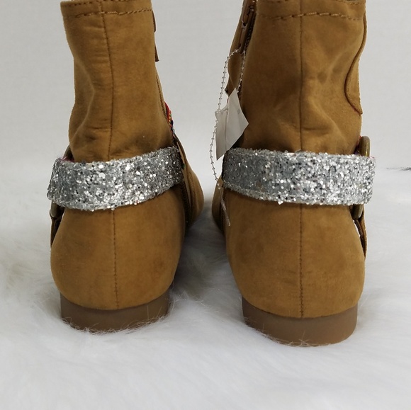 Indigo Rd Faux Suede Lightweight Ankle Boot Detail - Picture 5 of 8